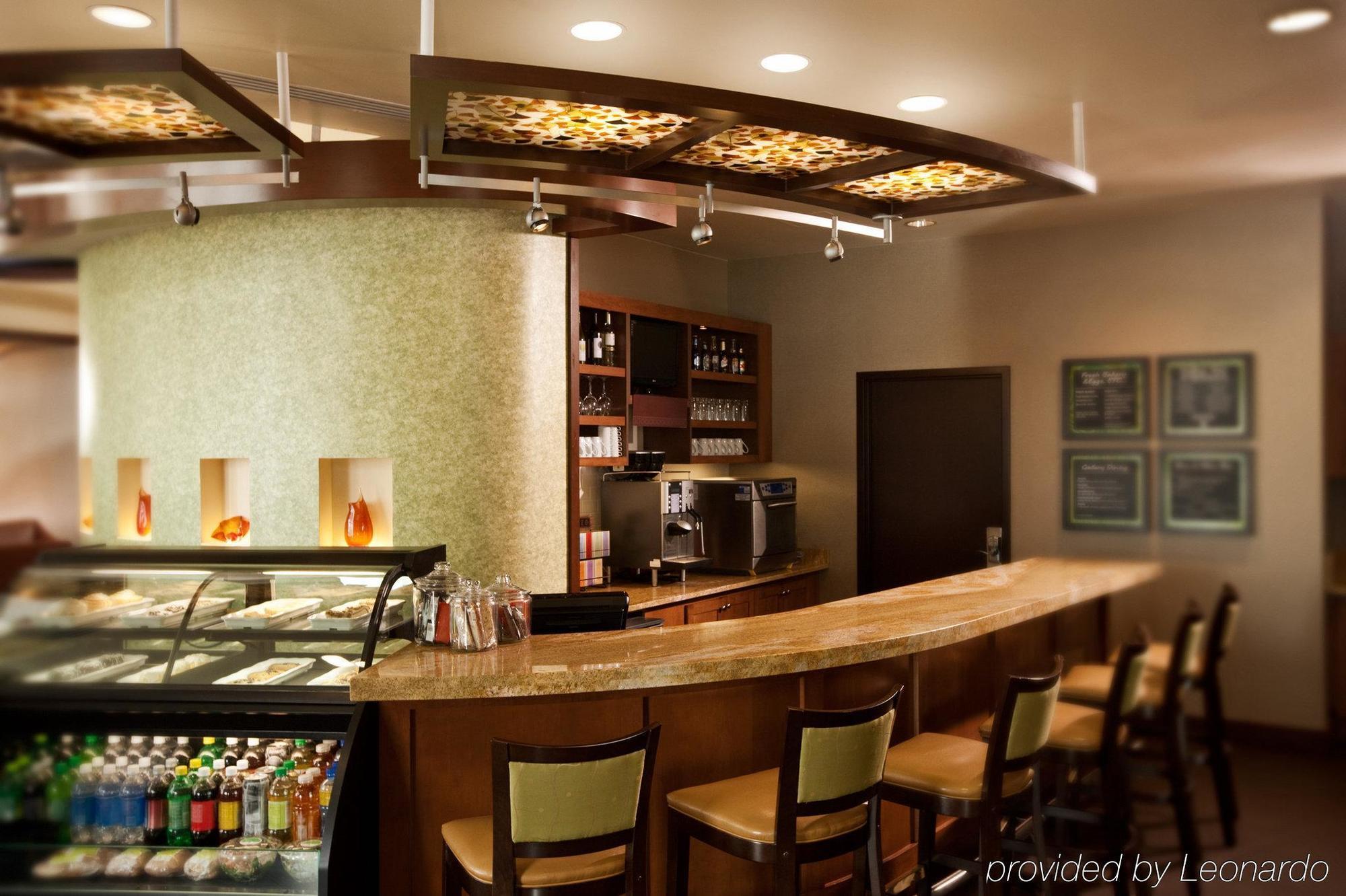 Hyatt Place Bethlehem-Downtown Restoran gambar